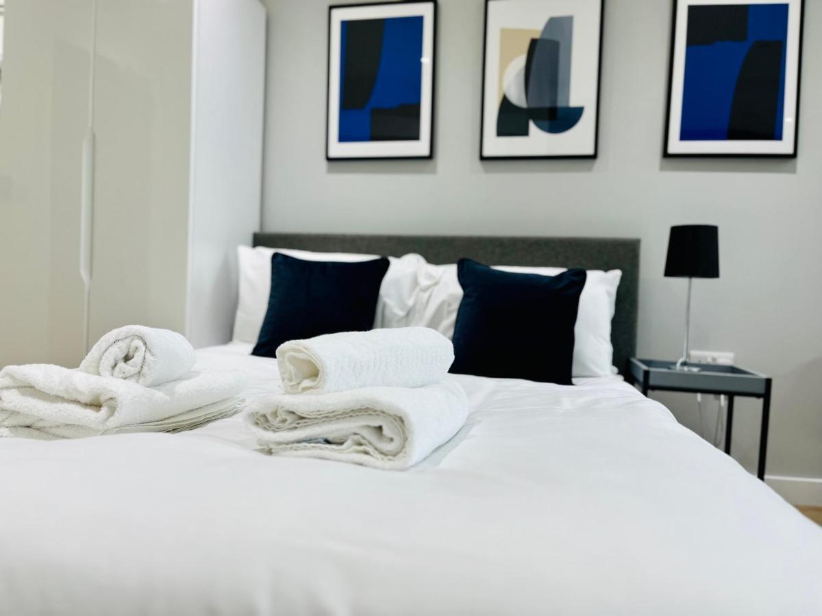 مانشستر Lovely Studio Apartment With Free Parking Included! المظهر الخارجي الصورة